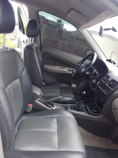 Nissan Sentra • 2005 • 198,000 km 5