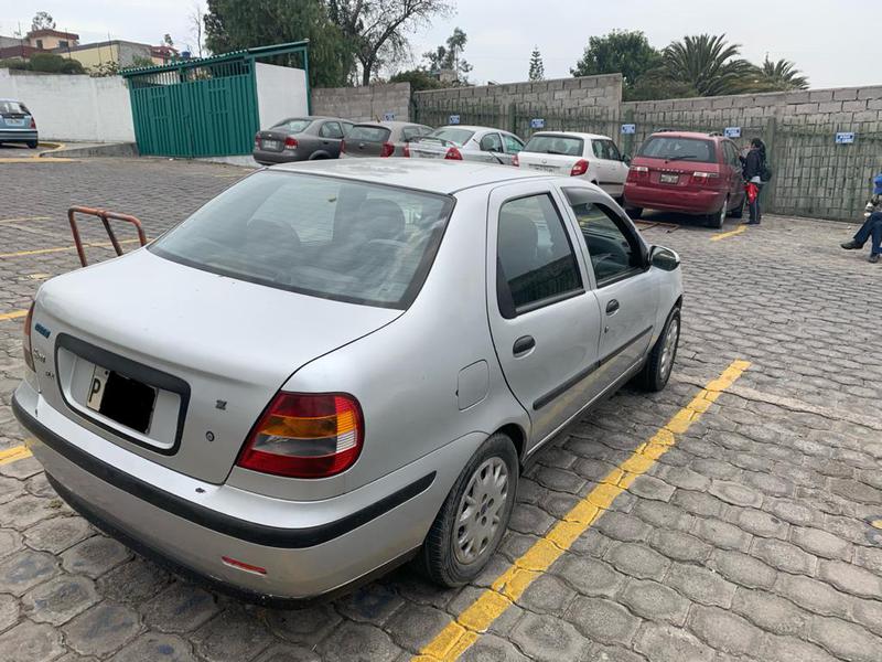 Fiat Siena • 2005 • 200,000 km 4