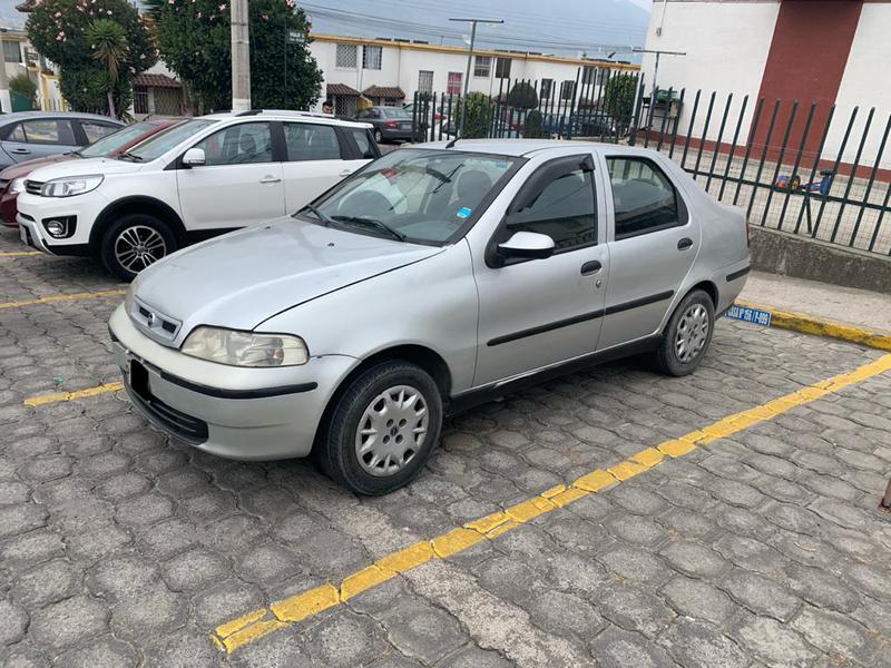 Fiat Siena • 2005 • 200,000 km 3