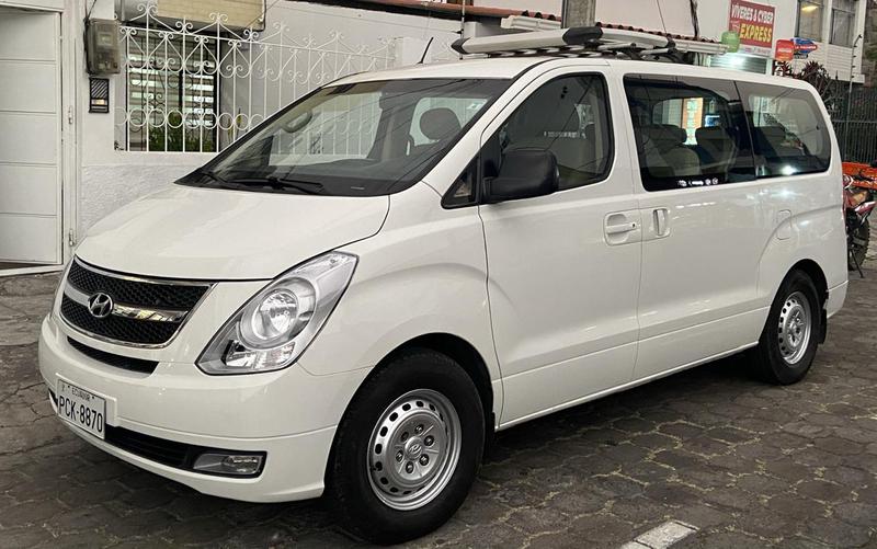 Hyundai H1 • 2014 • 365,000 km 6