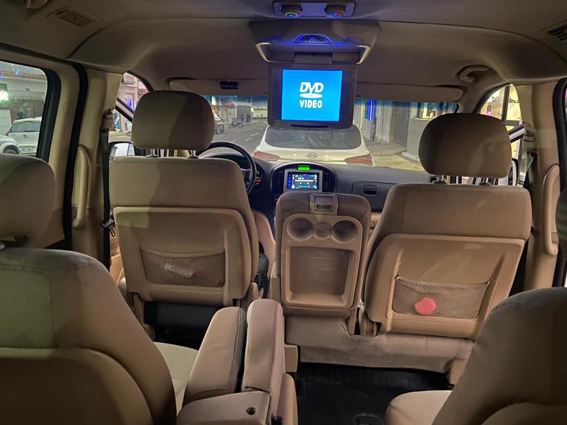 Hyundai H1 • 2014 • 365,000 km 5