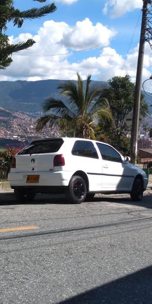 Volkswagen Gol • 1996 • 160,000 km 3