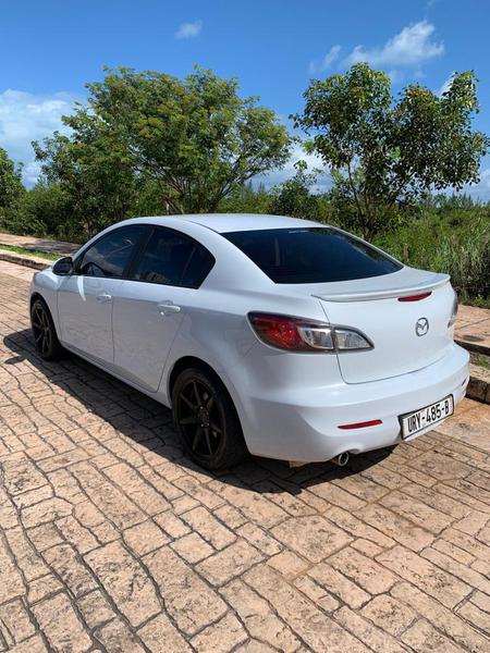 Mazda 3 • 2013 • 80,300 km 2