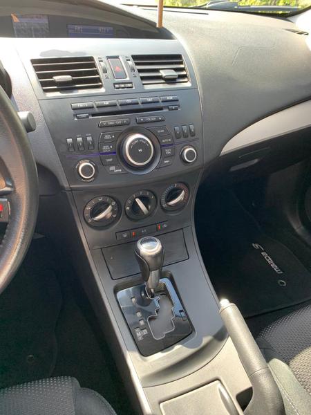 Mazda 3 • 2013 • 80,300 km 10