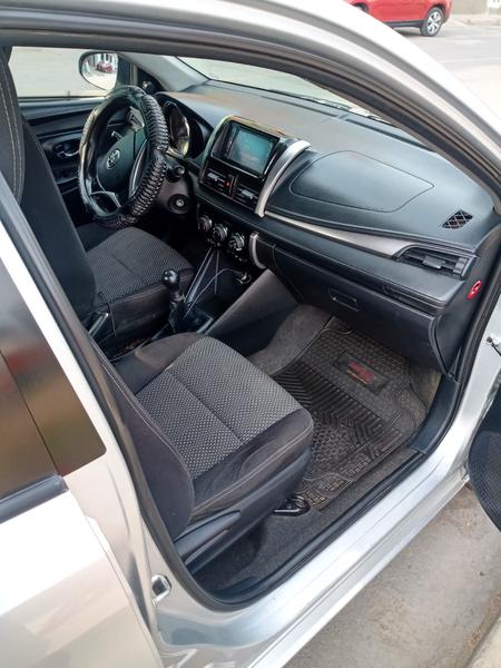 Toyota Yaris • 2015 • 83,000 km 6