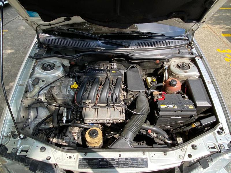 Renault Mégane • 2004 • 121,000 km 2