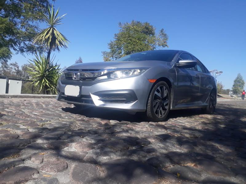 Honda Civic • 2017 • 48,000 km 30