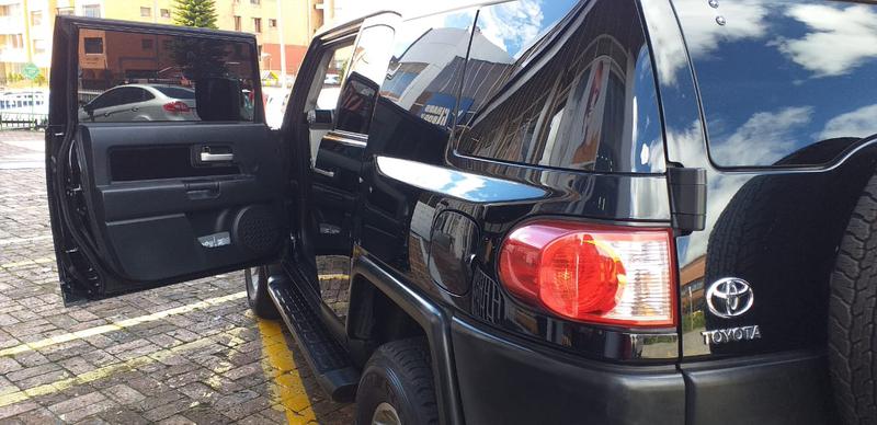 Toyota FJ Cruiser • 2014 • 57,489 km 8