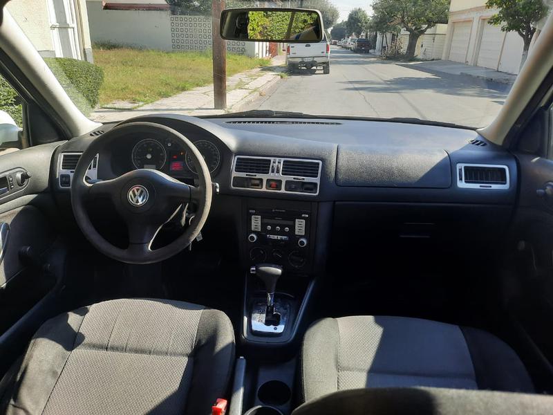 Volkswagen Jetta • 2009 • 119 km 6