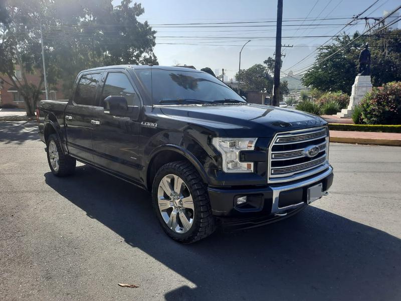 Ford 350 • 2017 • 70,000 km 1