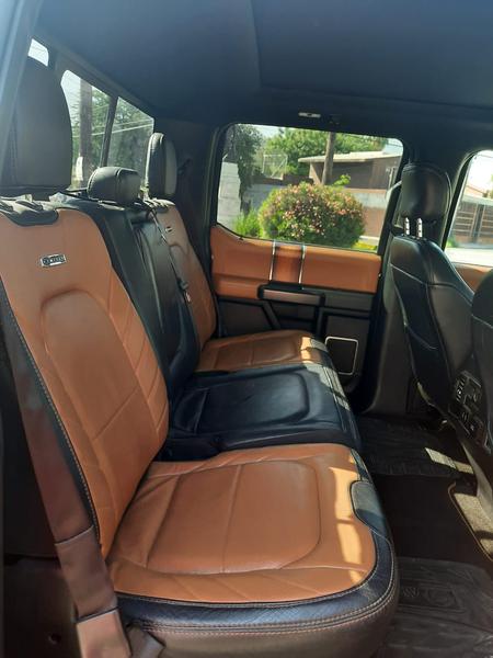 Ford 350 • 2017 • 70,000 km 3