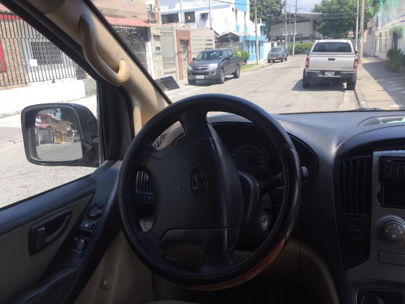 Hyundai H1 • 2012 • 297 km 2