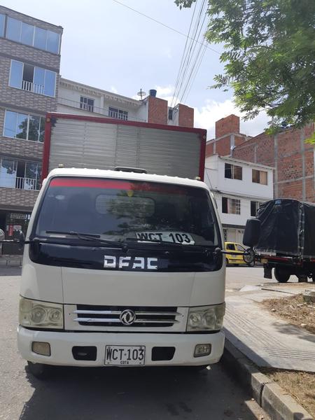 DongFeng Rich • 2014 • 132,000 km 4