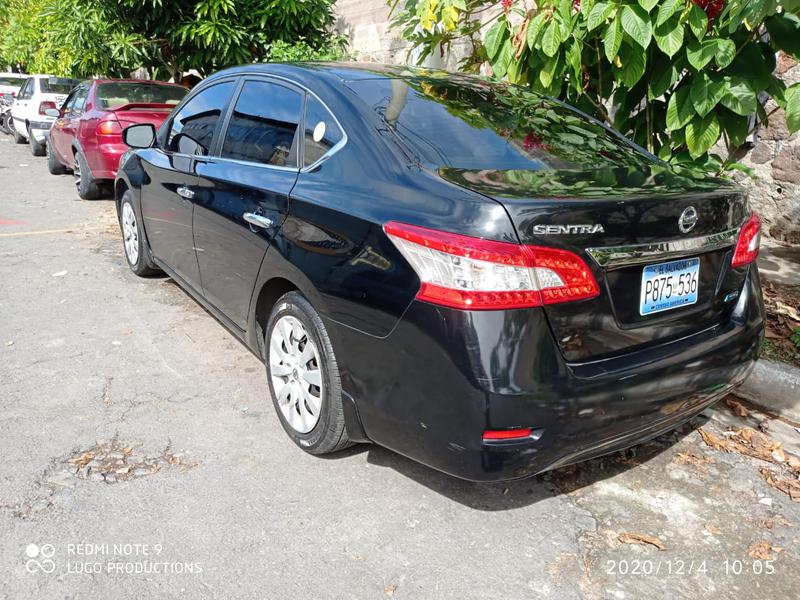 Nissan Sentra • 2013 • 109,000 km 3