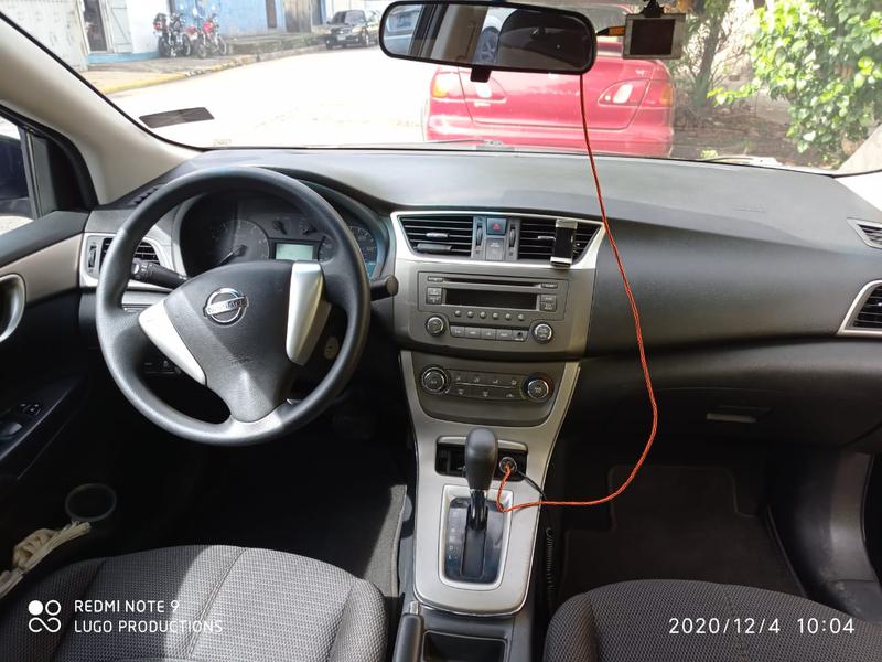 Nissan Sentra • 2013 • 109,000 km 11