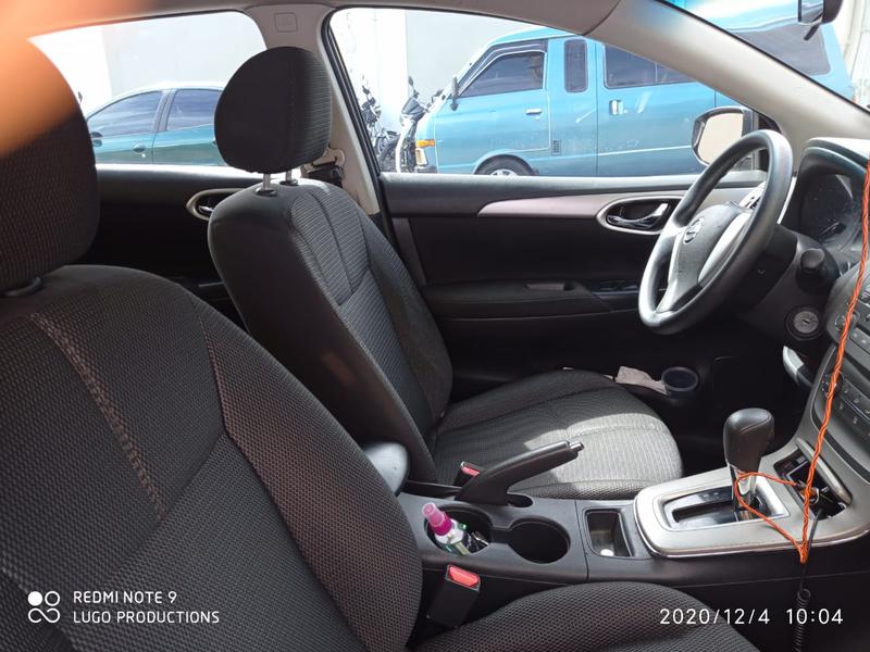 Nissan Sentra • 2013 • 109,000 km 8