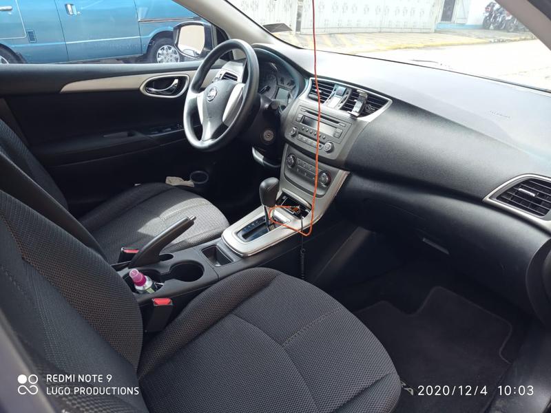 Nissan Sentra • 2013 • 109,000 km 15