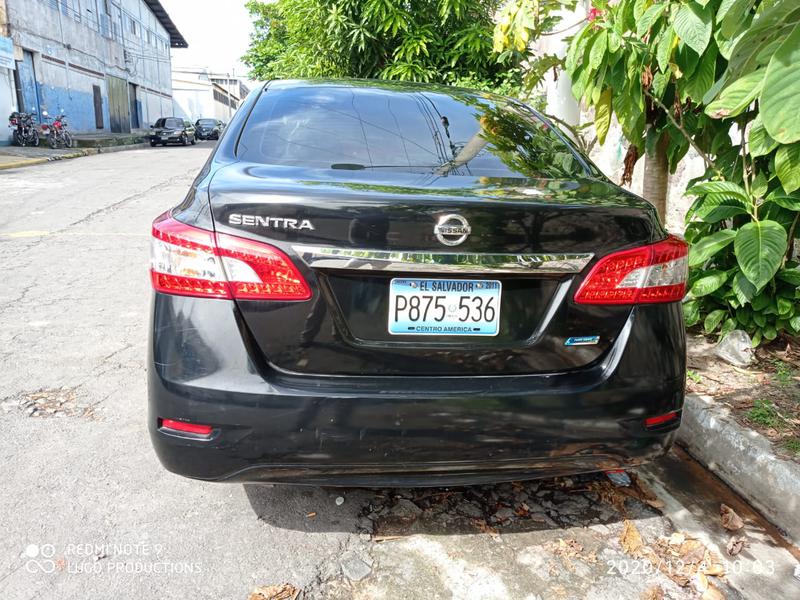 Nissan Sentra • 2013 • 109,000 km 18