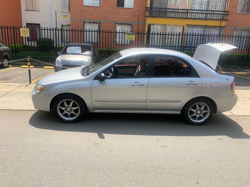 Kia Cerato • 2006 • 168,000 km 6