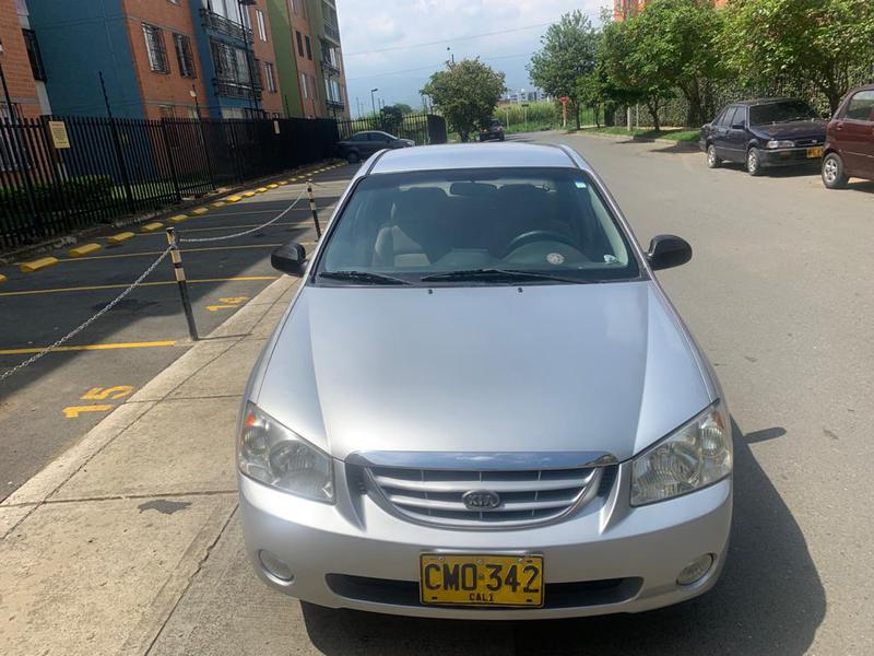 Kia Cerato • 2006 • 168,000 km 15