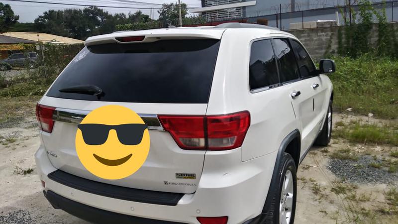 Jeep Grand Cherokee • 2011 • 77,998 km 2