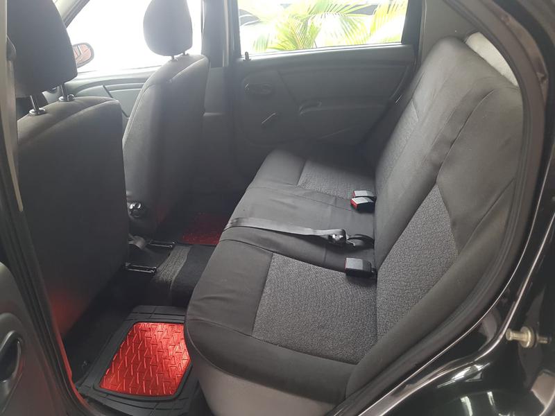 Renault Logan • 2010 • 120,000 km 3