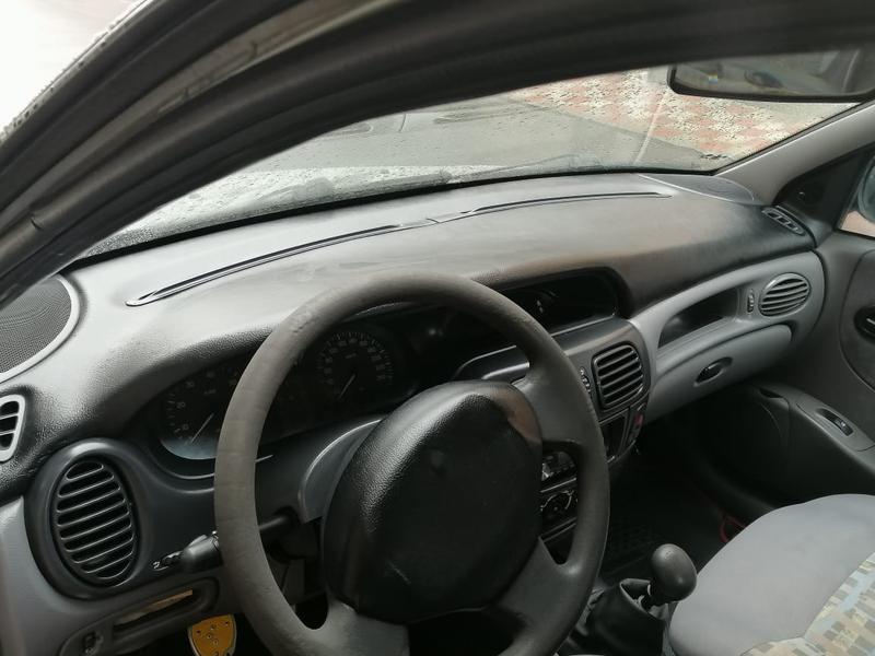 Renault Mégane • 2001 • 316,000 km 4