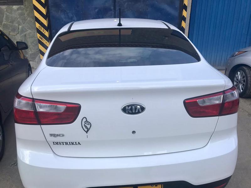 Kia Rio sedan • 2014 • 73 km 6