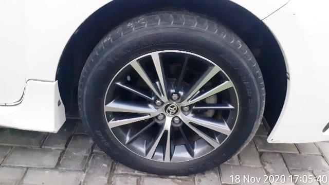 Toyota Corolla • 2017 • 43,000 km 3