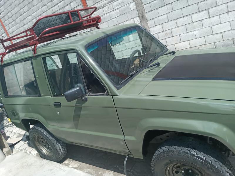 Isuzu MU-X • 1991 • 389,000 km 6