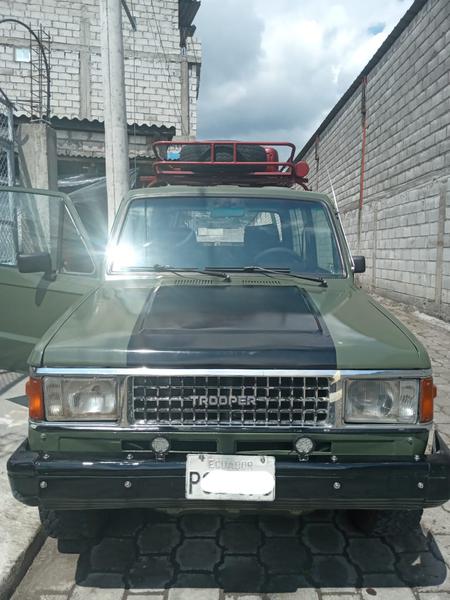 Isuzu MU-X • 1991 • 389,000 km 8