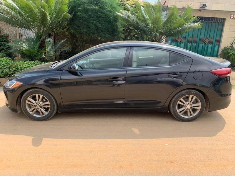 Hyundai Elantra • 2017 • 36,000 km 2