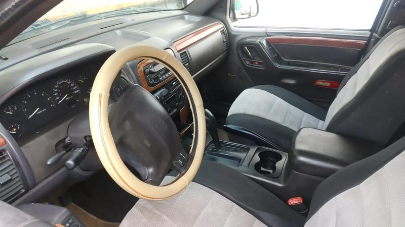 Jeep Grand Cherokee • 1999 • 394,000 km 13