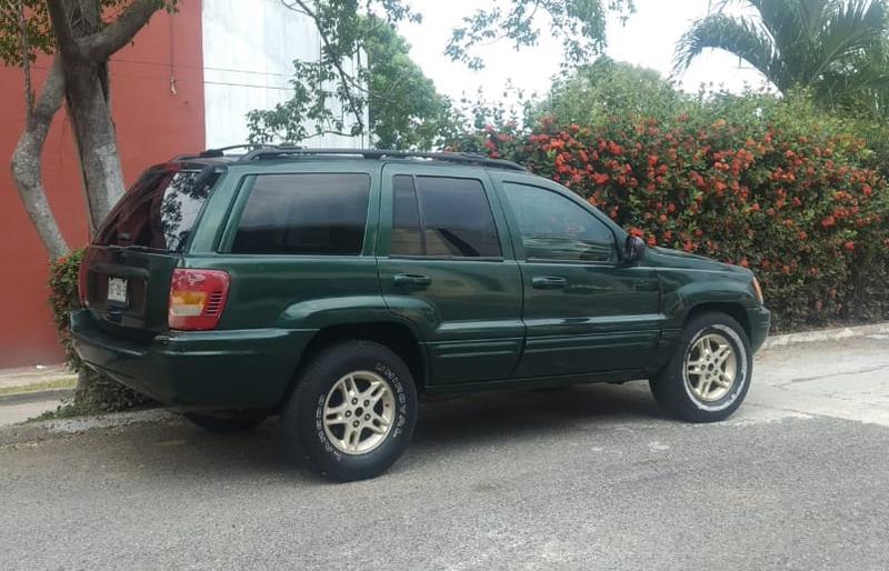 Jeep Grand Cherokee • 1999 • 394,000 km 1