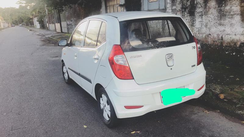 Hyundai i10 • 2013 • 180,000 km 3