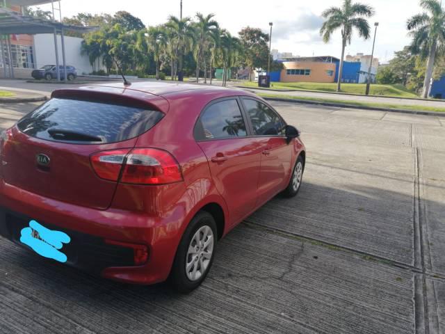 Kia Rio • 2017 • 117,000 km 4