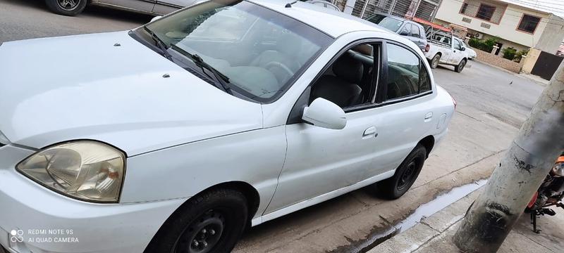 Kia Rio • 2011 • 180,000 km 6