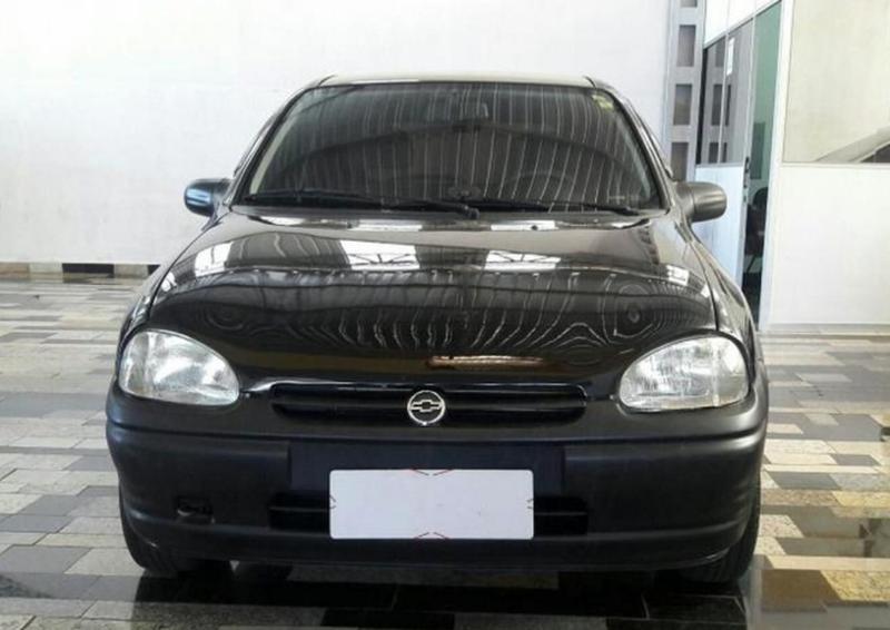 Chevrolet Corsa • 1999 • 79,411 km 3