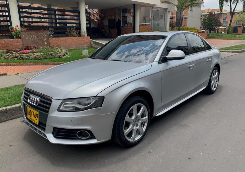 Audi A4 • 2009 • 135,000 km 4