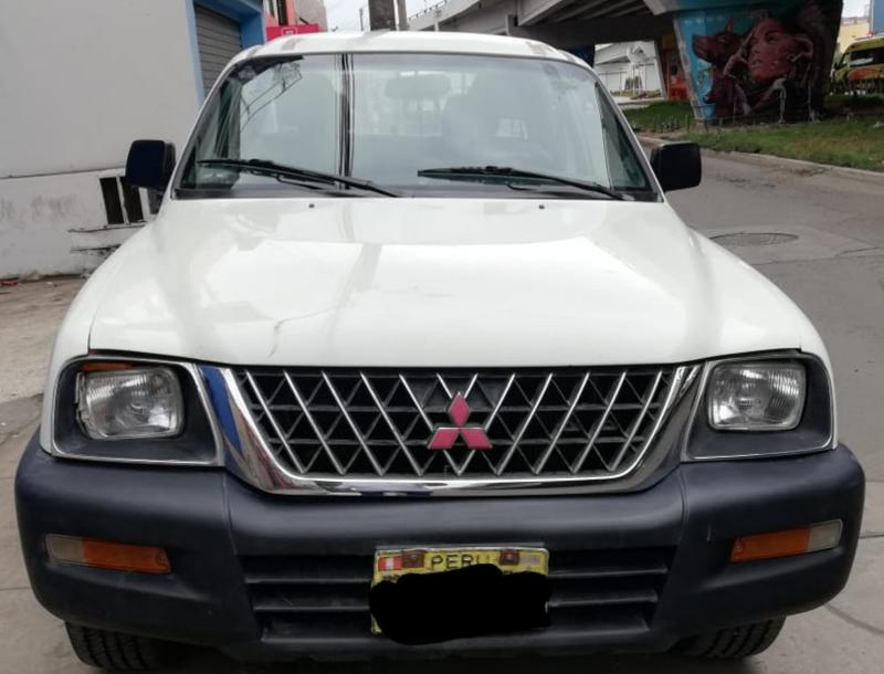 Mitsubishi L200 • 2002 • 525,559 km 2