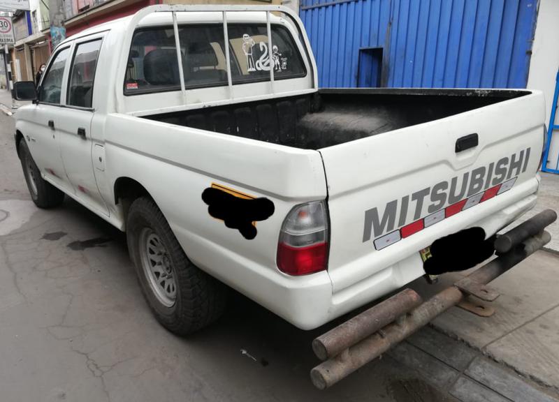 Mitsubishi L200 • 2002 • 525,559 km 5