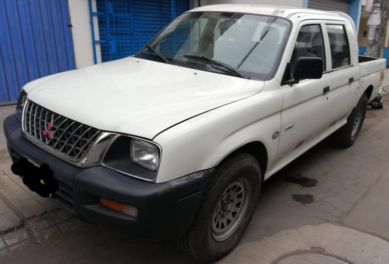 Mitsubishi L200 • 2002 • 525,559 km 1