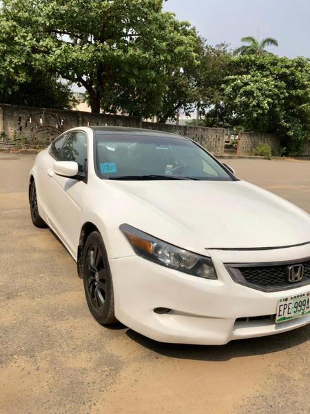 Honda Accord • 2010 • 132,668 km 1