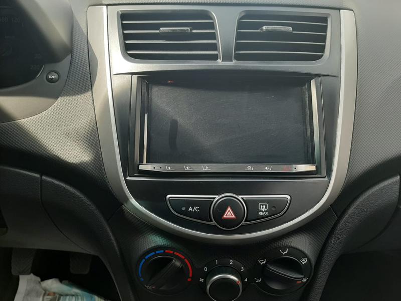 Hyundai Accent • 2019 • 10,000 km 4