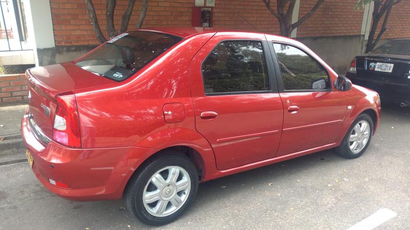 Renault Logan • 2013 • 99,400 km 9