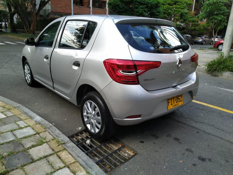 Renault Sandero • 2020 • 250 km 4
