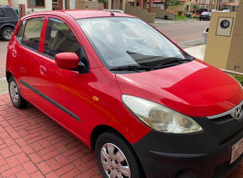 Hyundai i10 • 2011 • 192,000 km 3