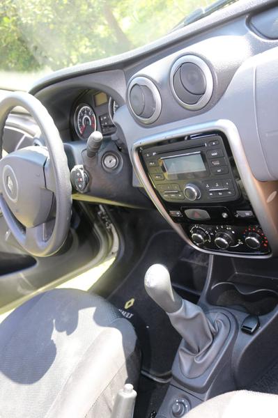 Renault Logan • 2014 • 50,000 km 18