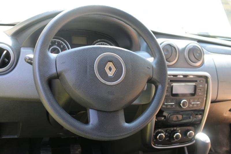 Renault Logan • 2014 • 50,000 km 11