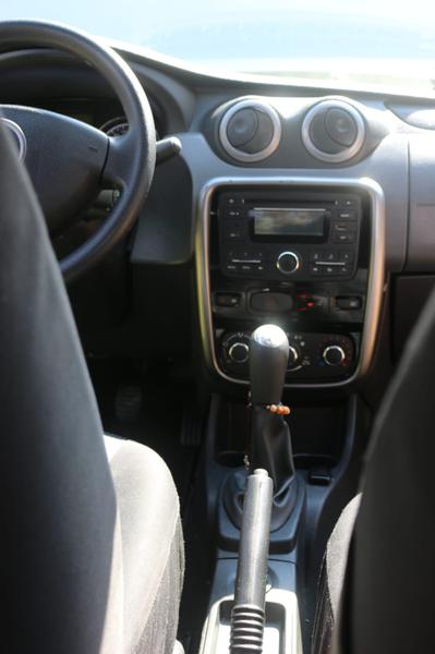 Renault Logan • 2014 • 50,000 km 7